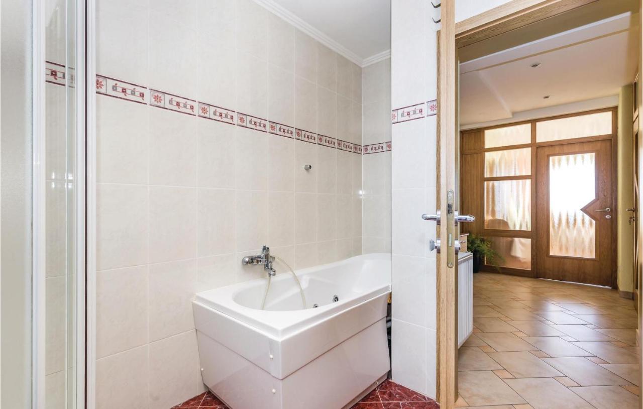 Stunning Apartment In Volosko With House Sea View Esterno foto